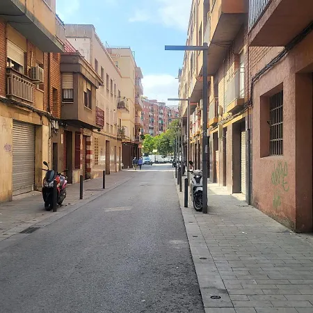 Habitación en casa particular Con Bano Compartido En Bonito En Badalona